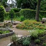 Ostel Jugendhotel ホテル 3*