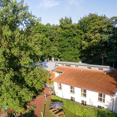 Ostel Jugendhotel Отель Бремерфёрде