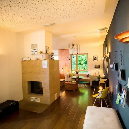 Ostel Jugendhotel Otel