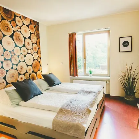 Ostel Jugendhotel 3*