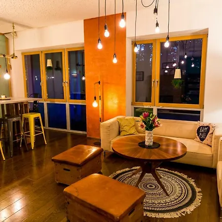 Отель Ostel Jugendhotel 3*